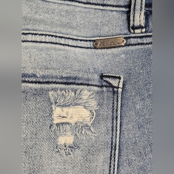 Kancan Distressed Flare Jeans Raw Hem Bell Bottom Light Wash Size 33 - Picture 3 of 16